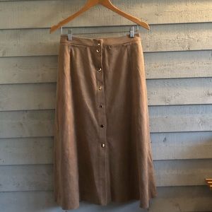 Suede high waisted skirt- An instant classic